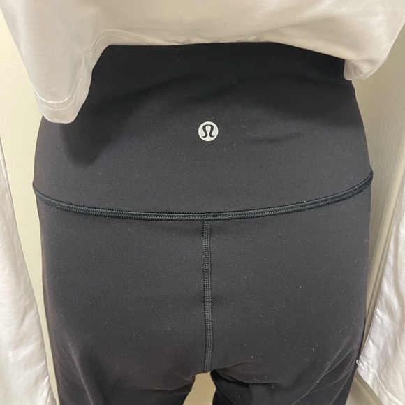 Lululemon great conditions Athletic pants - Picture 9 of 11